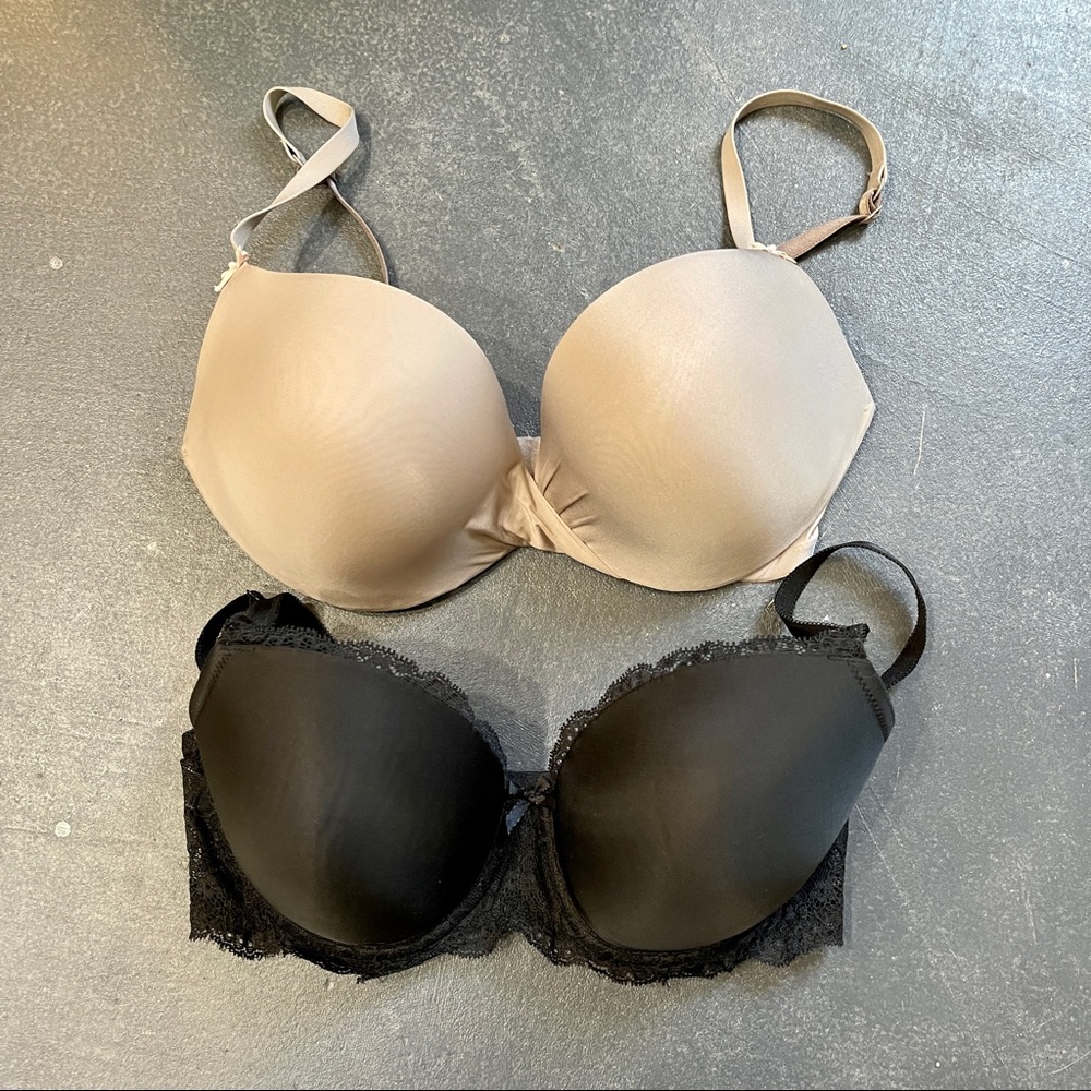 2 Victoria’s Secret Underwire 34D Bras